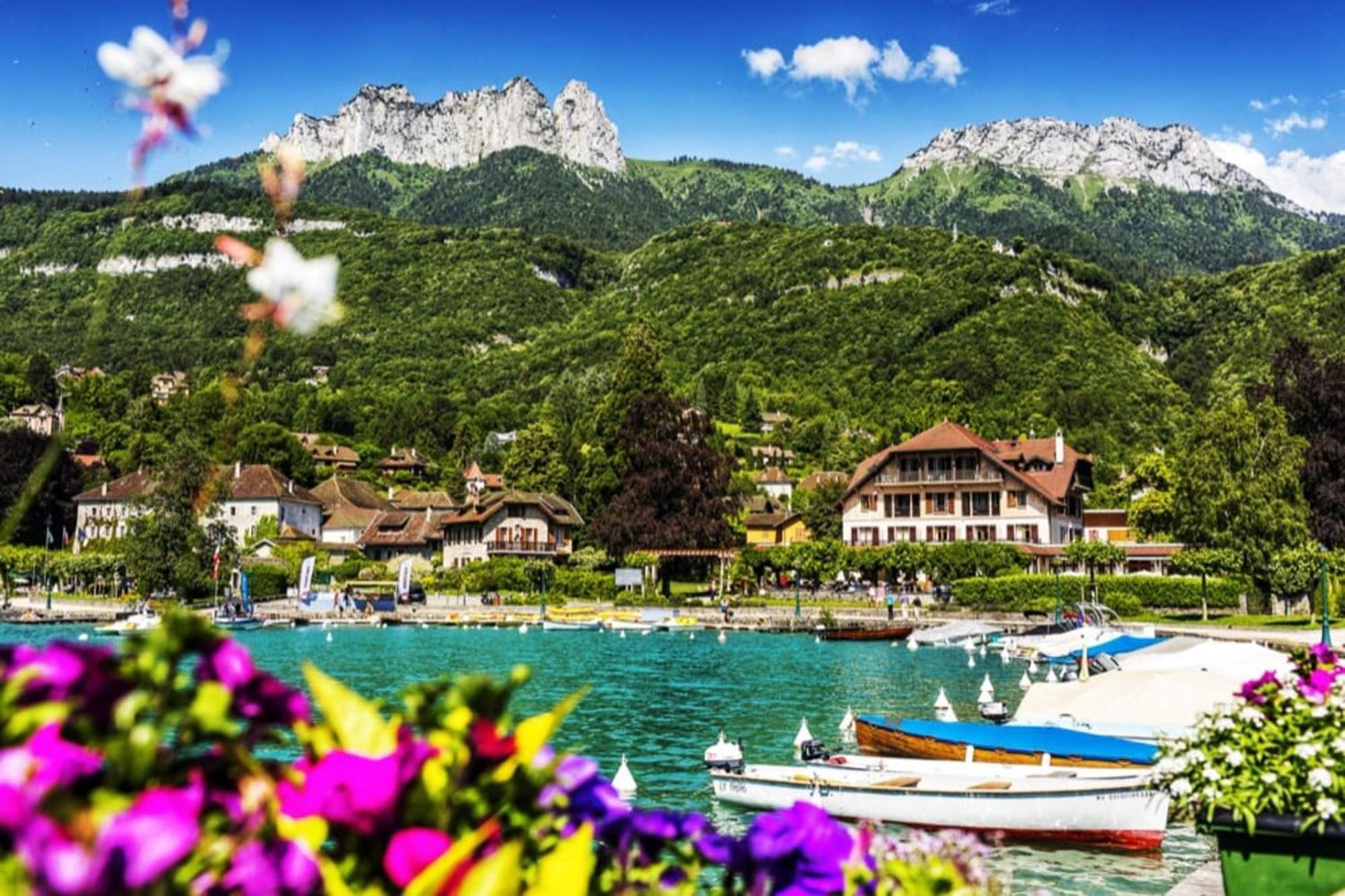 Reflet Bleu Du Lac D'Annecy 3 Etoiles - Face Au Lac, Parking Gratuit, Paddle Board Doussard Dış mekan fotoğraf